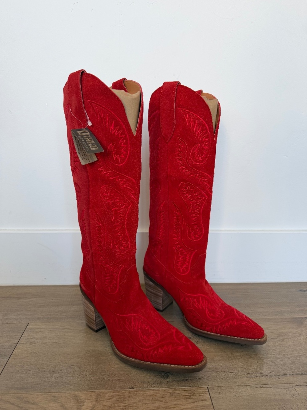 Dingo Red Evita Boots (NWT)